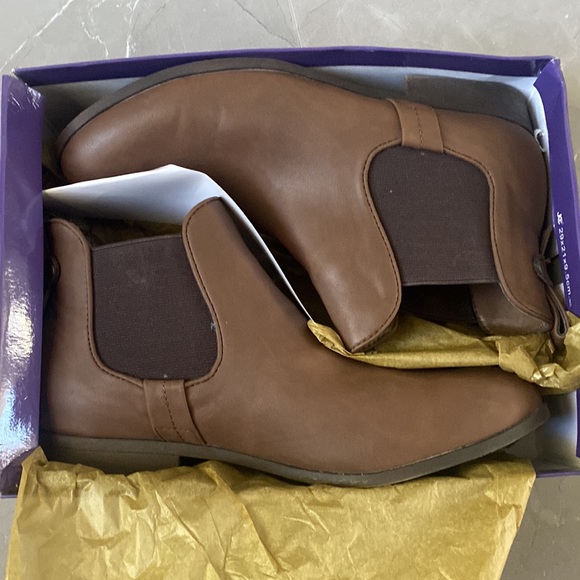 Madden Girl flat ankle boot size 10 - Picture 8 of 9